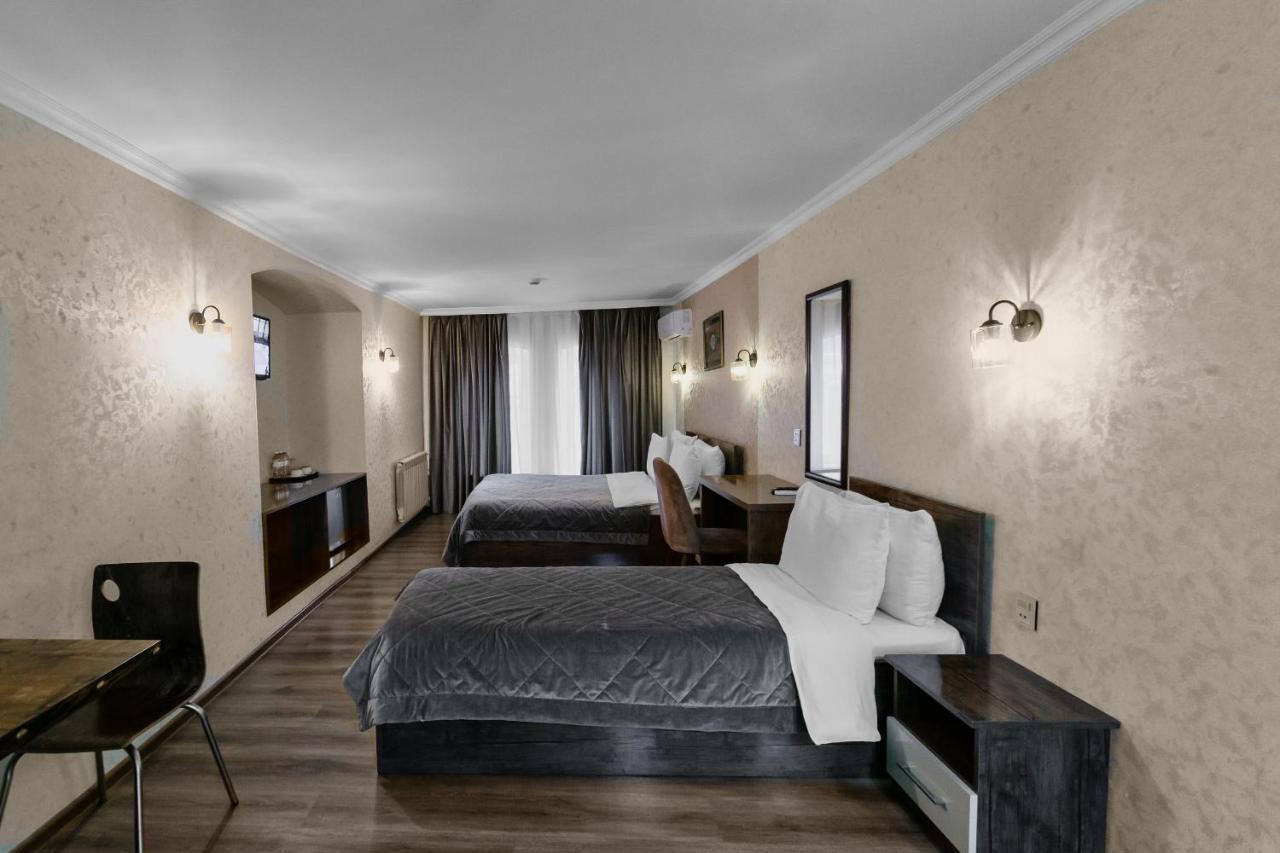 Moss Art Boutique Hotel Bakoe Buitenkant foto
